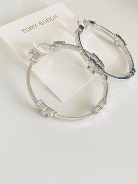 NEW Tory Burch Serif-T Silver Hoop Earrings 1 3/4”